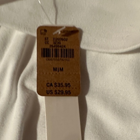 PINK Victoria's Secret White Skort with pockets. BNWT - Picture 10 of 11